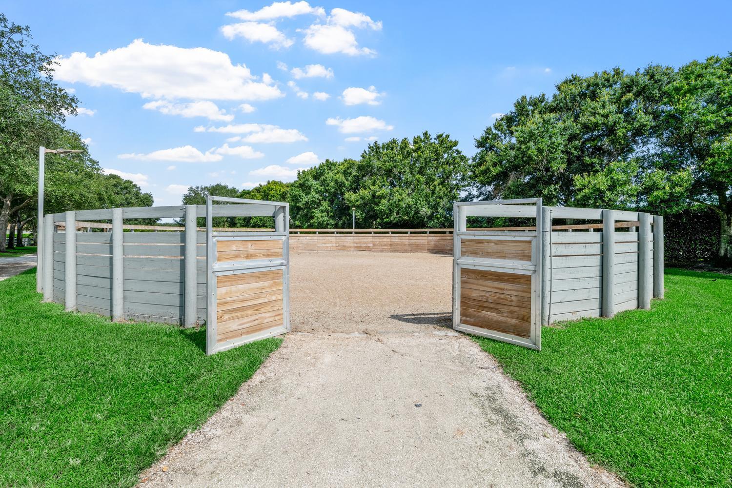 3454 Grand Prix Farms Road Wellington, FL 33414 - Photo 14 of 44 036-085-DSC 4924-1500x1000