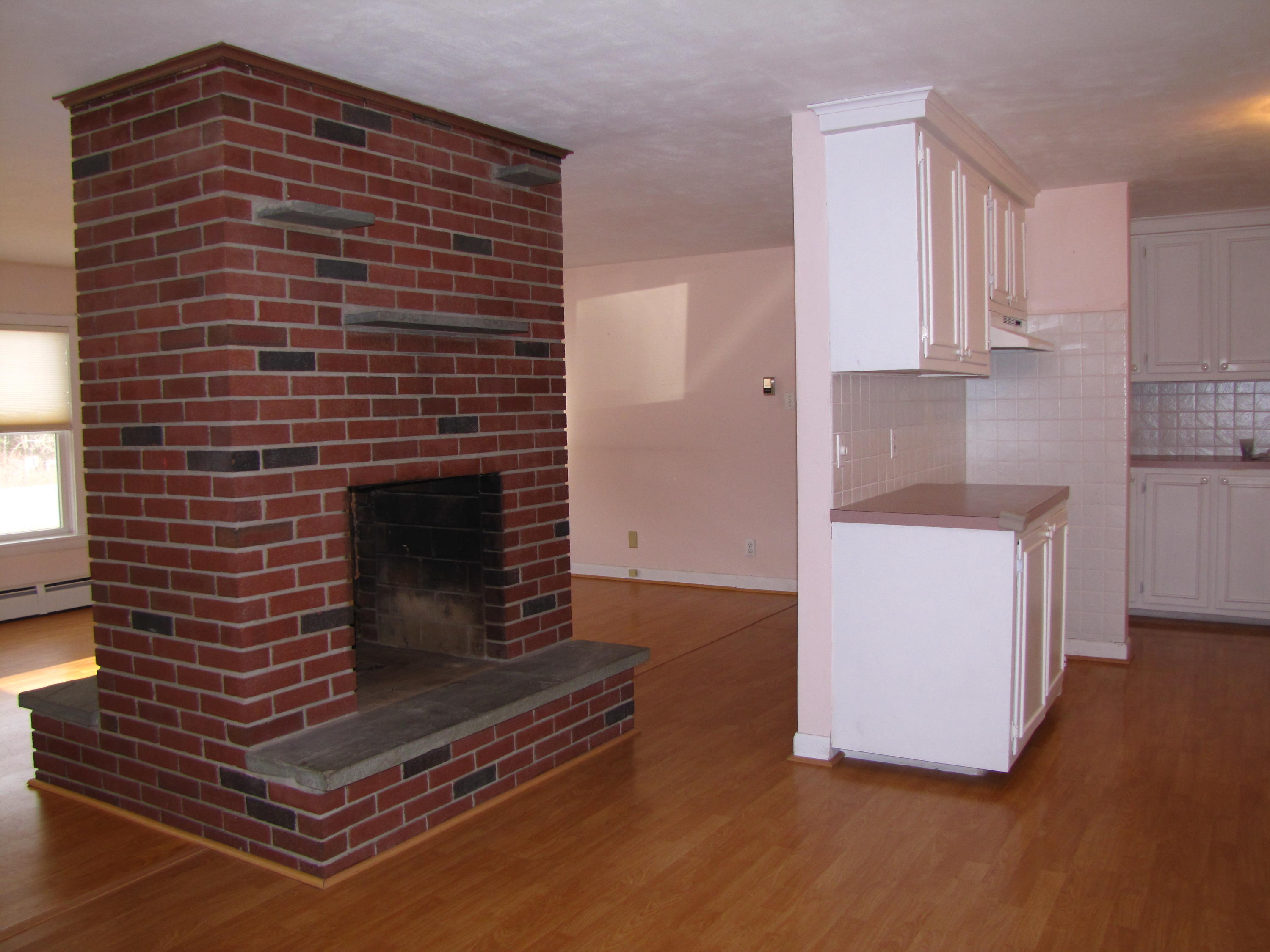 28 New Road Arundel, ME 04046 - Photo 8 of 41 IMG_0057