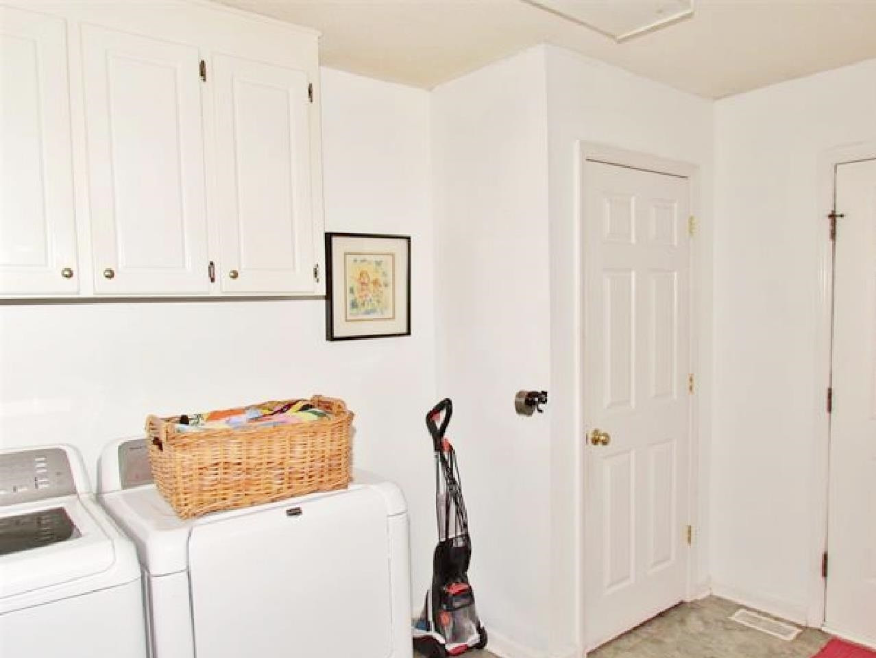 212 Beaver Ridge Way Benson, NC 27504 - Photo 13 of 18 Laundry/Mudroom