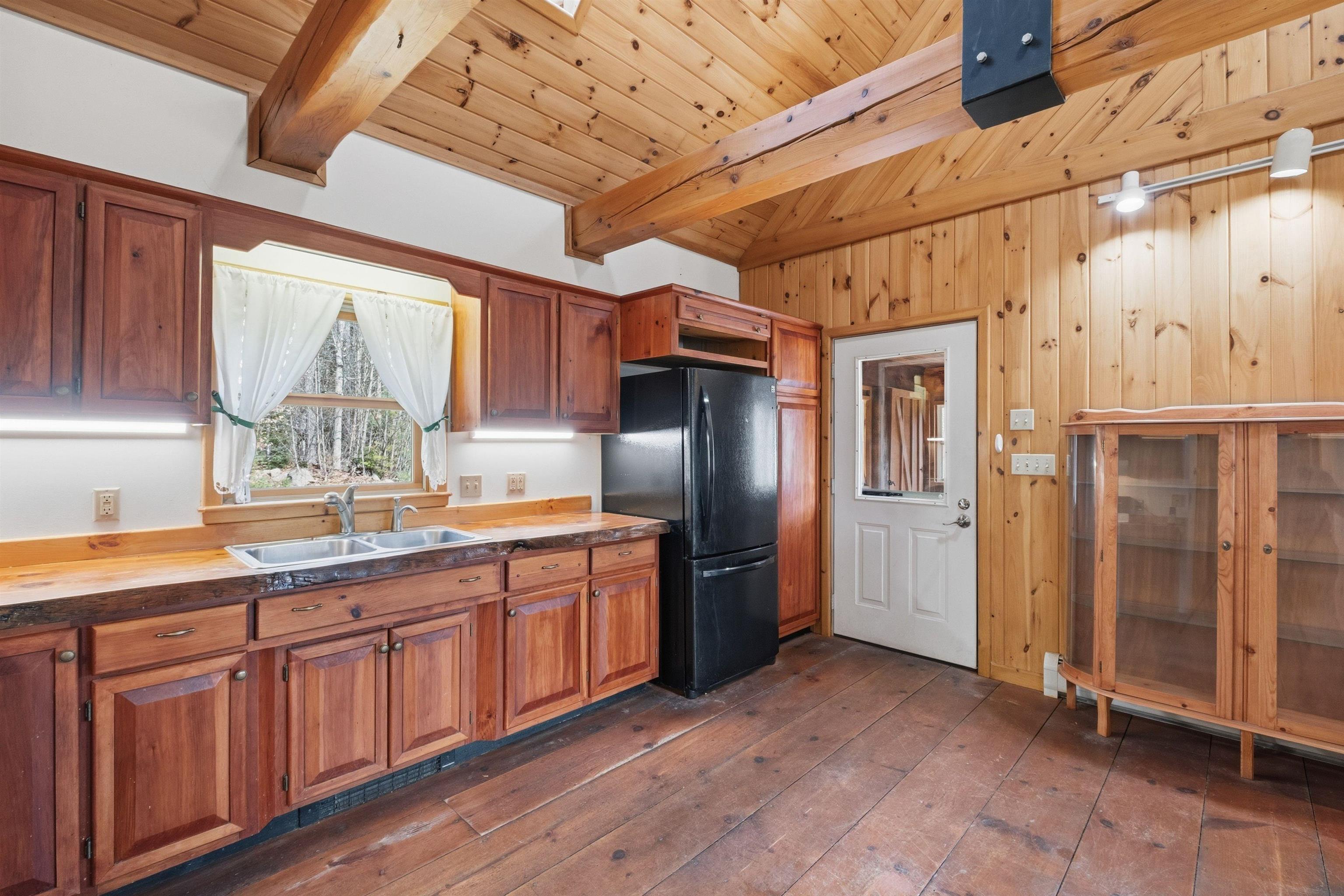 218 East Side Road Wentworth, NH 03282 - Photo 13 of 54 Gallery Image 13