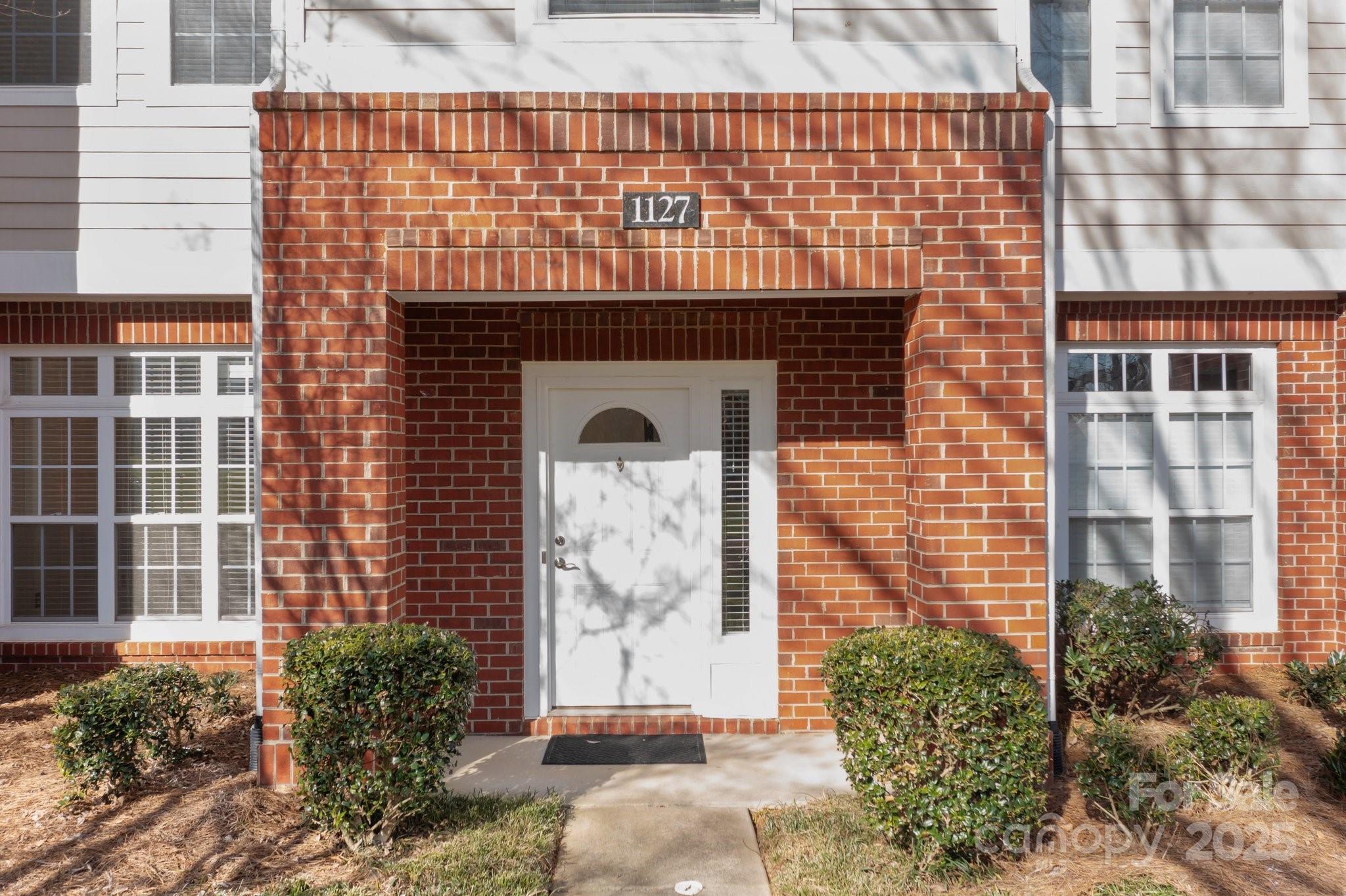 1127 Central Park Circle Davidson, NC 28036 - Photo 3 of 33