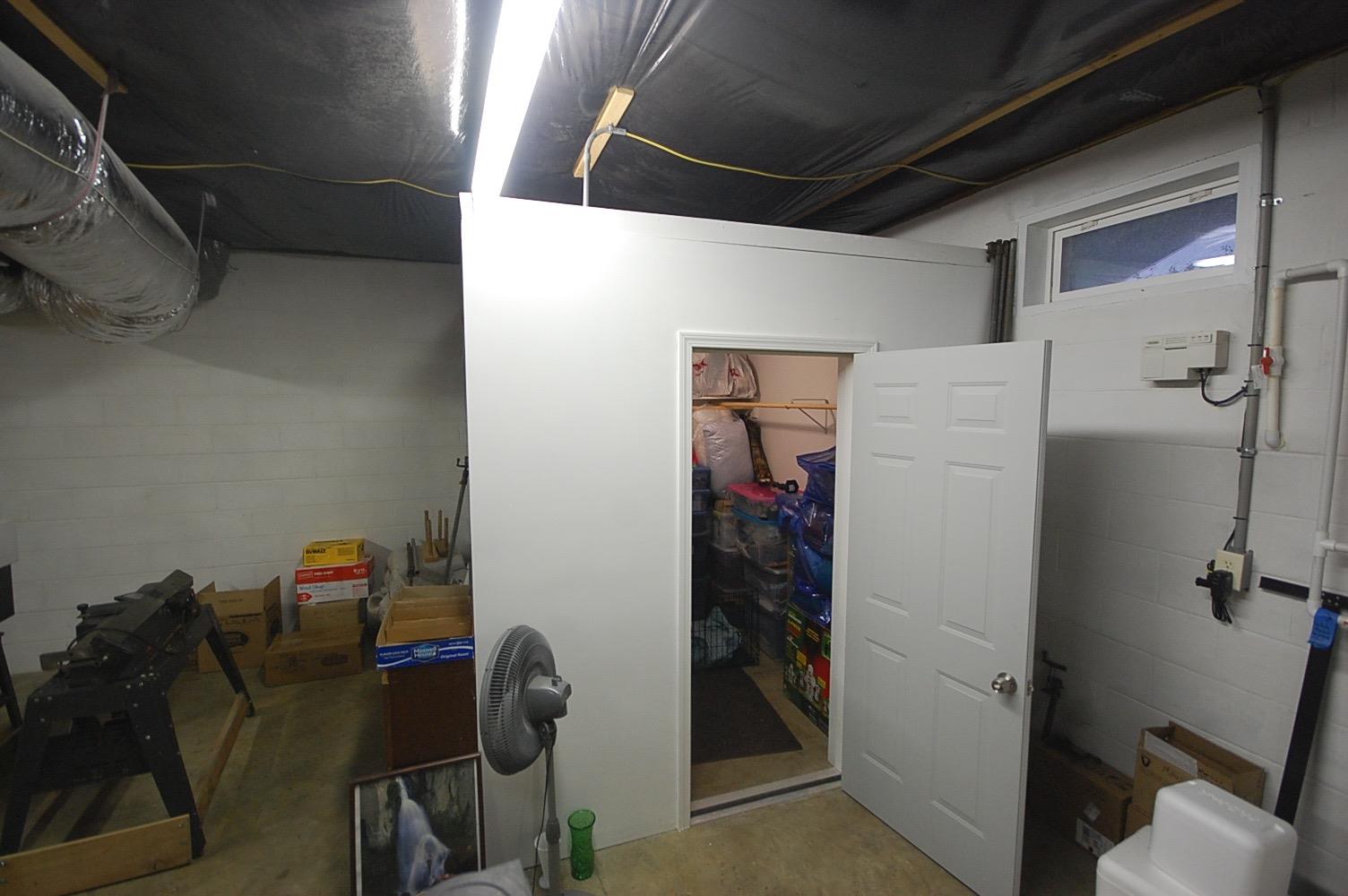 337 Buffalo Road Carthage, TN 37030 - Photo 30 of 30 a utility room with dryer and washer