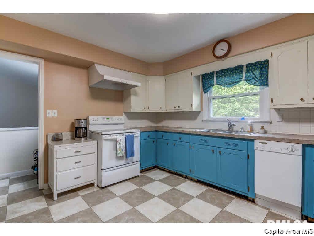 3 Pinto Drive Springfield, IL 62702 - Photo 9 of 22