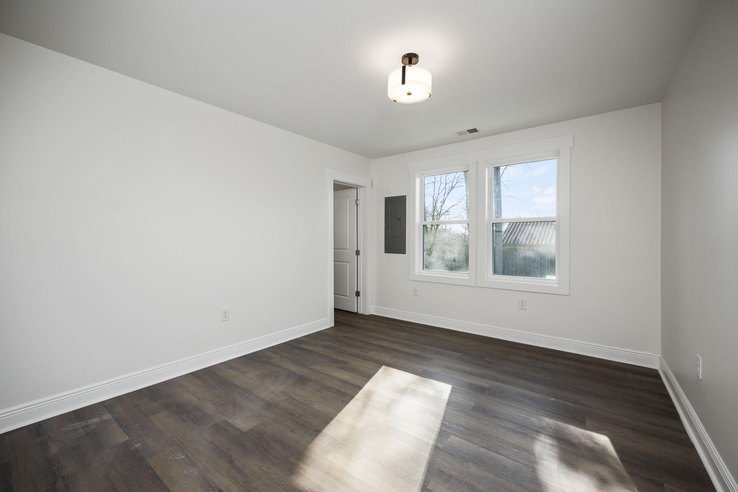 115 Langford Avenue Frankfort, KY 40601 - Photo 12 of 21 20250311-115-Langford-Ave-tem-012