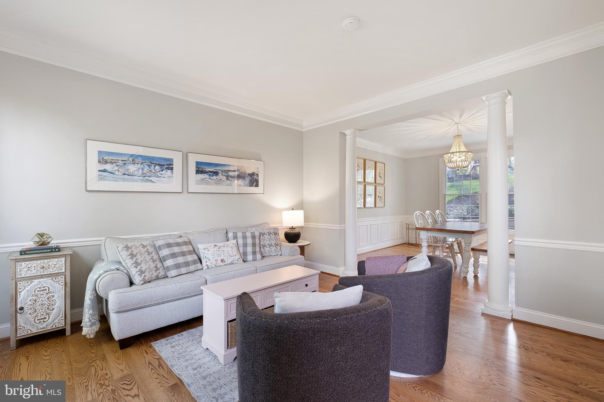 122 Hamilton Road Landenberg, PA 19350 - Photo 14 of 44 Living Room
