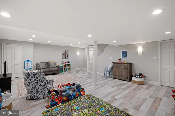 $725,000 | 122 Hamilton Road, Landenberg, PA 19350