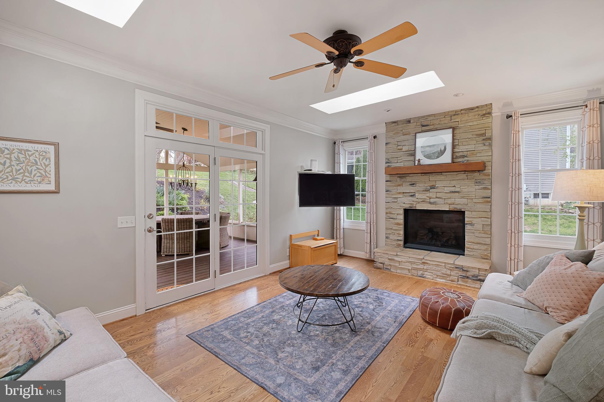 122 Hamilton Road Landenberg, PA 19350 - Photo 9 of 44 Family Room