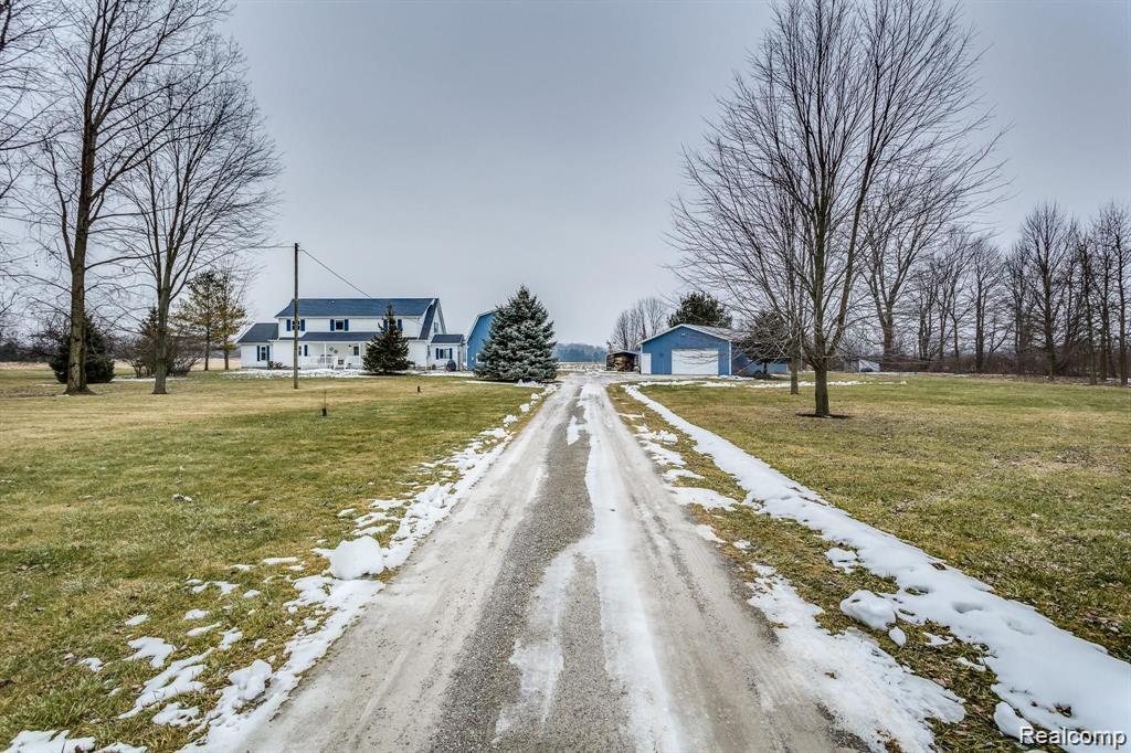 12697 Speaker Road Yale, MI 48097 - Photo 12 of 62