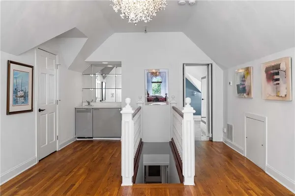 $1,649,000 | 561 Peachtree Battle Avenue Northwest, Atlanta, GA 30305