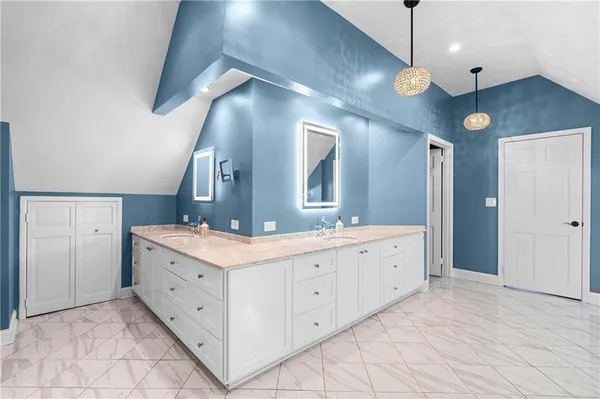 $1,649,000 | 561 Peachtree Battle Avenue Northwest, Atlanta, GA 30305