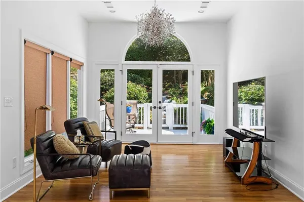 $1,649,000 | 561 Peachtree Battle Avenue Northwest, Atlanta, GA 30305