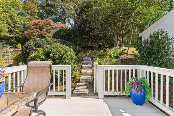 $1,649,000 | 561 Peachtree Battle Avenue Northwest, Atlanta, GA 30305