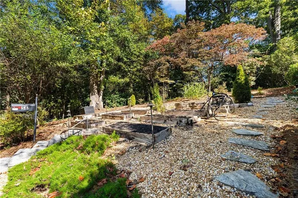$1,649,000 | 561 Peachtree Battle Avenue Northwest, Atlanta, GA 30305