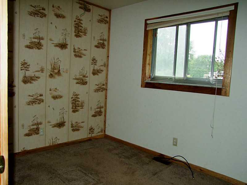 7526 Brehob Road Indianapolis, IN 46217 - Photo 13 of 16 Gallery Image 13
