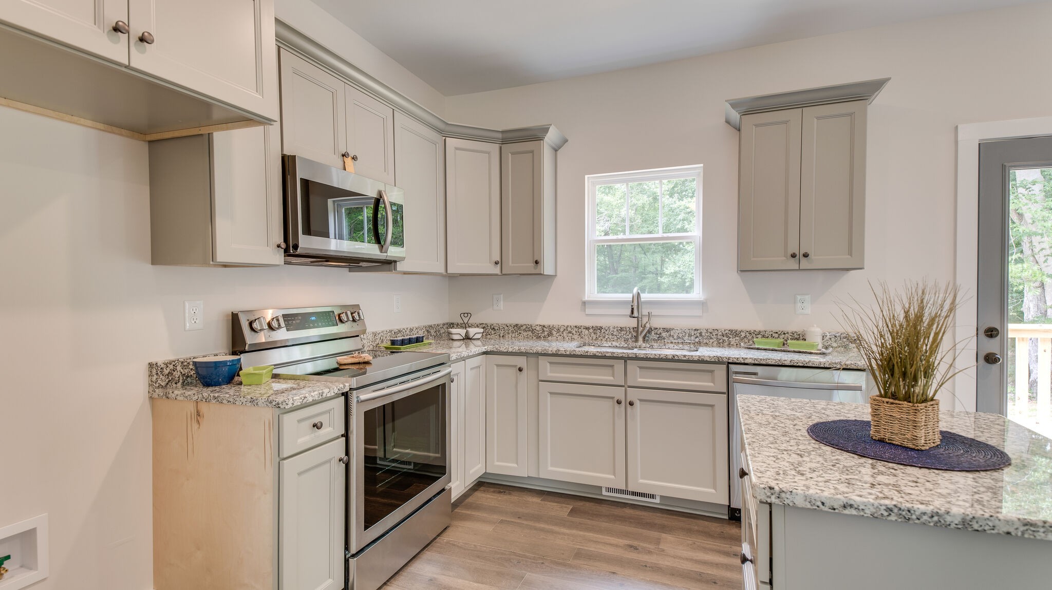 649 Sycamore Road Dickson, TN 37055 - Photo 8 of 26 Gallery Image 8