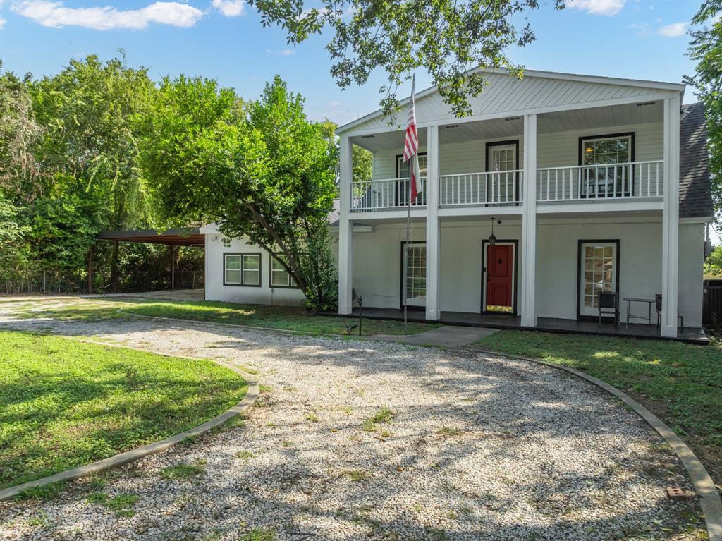 1504 Maple Street Irving, TX 75060 - Photo 1 of 40