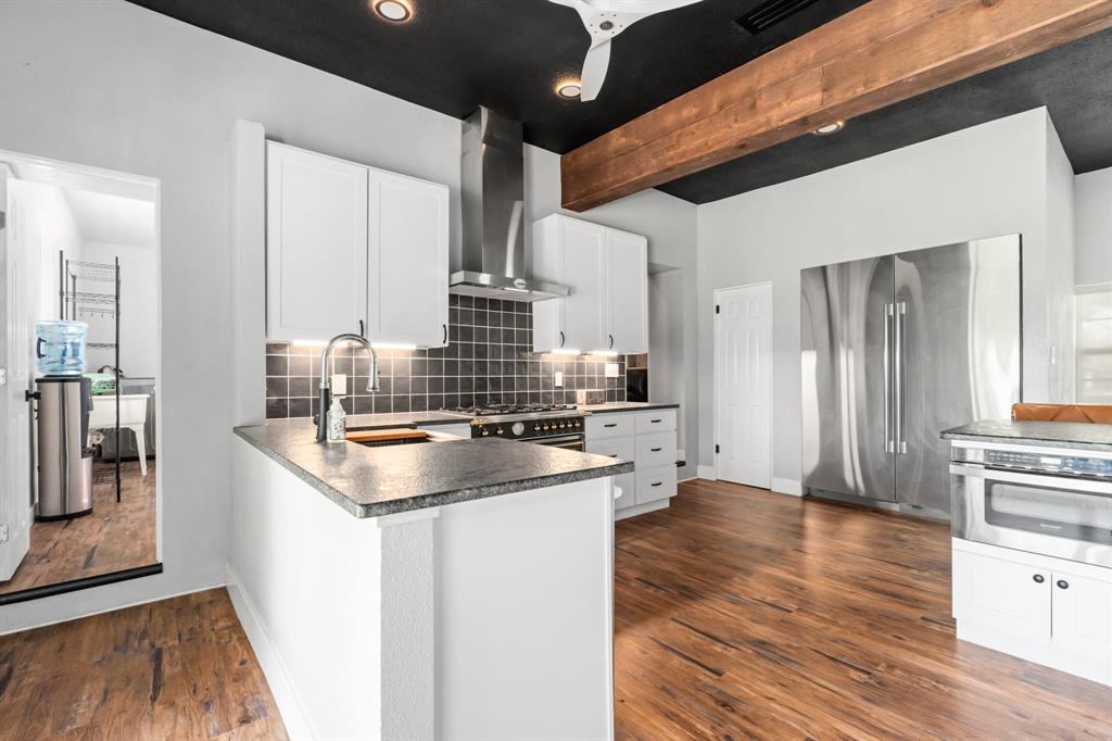 1504 Maple Street Irving, TX 75060 - Photo 13 of 40