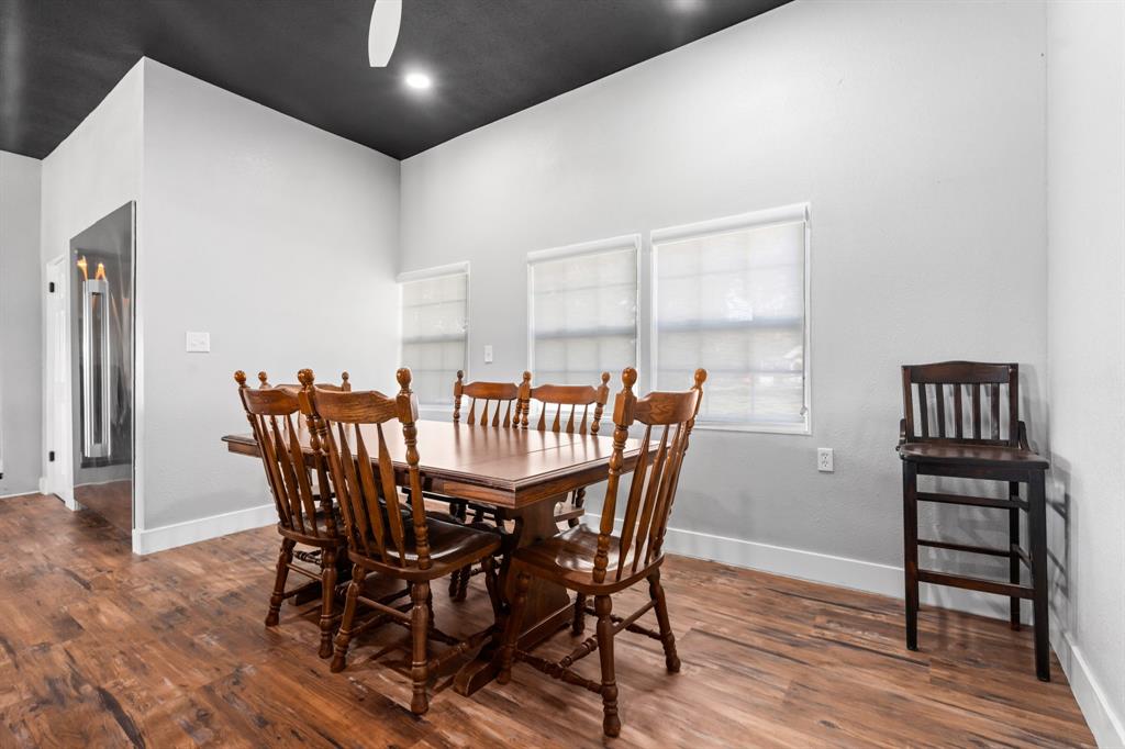 1504 Maple Street Irving, TX 75060 - Photo 16 of 40