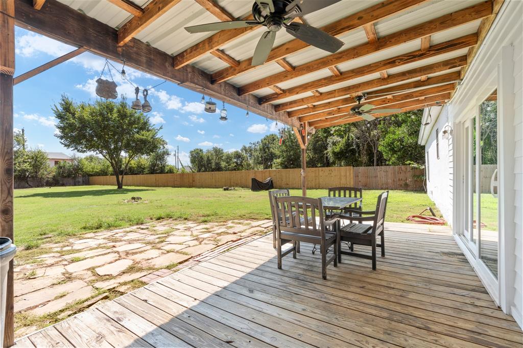 1504 Maple Street Irving, TX 75060 - Photo 30 of 40