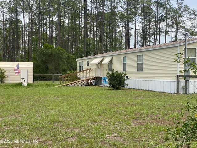 $230,000 | 138 Pine Cone Drive, Georgetown, FL 32139