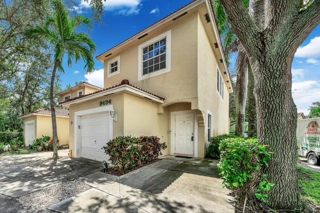 $299,000 | 9494 South Military Trail, Unit 1, Boynton Beach, FL 33436