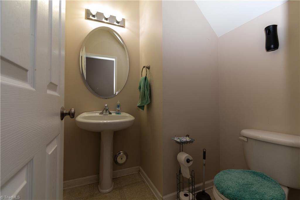 8505 Tierra Del Sol Way Raleigh, NC 27616 - Photo 10 of 26 Gallery Image 10