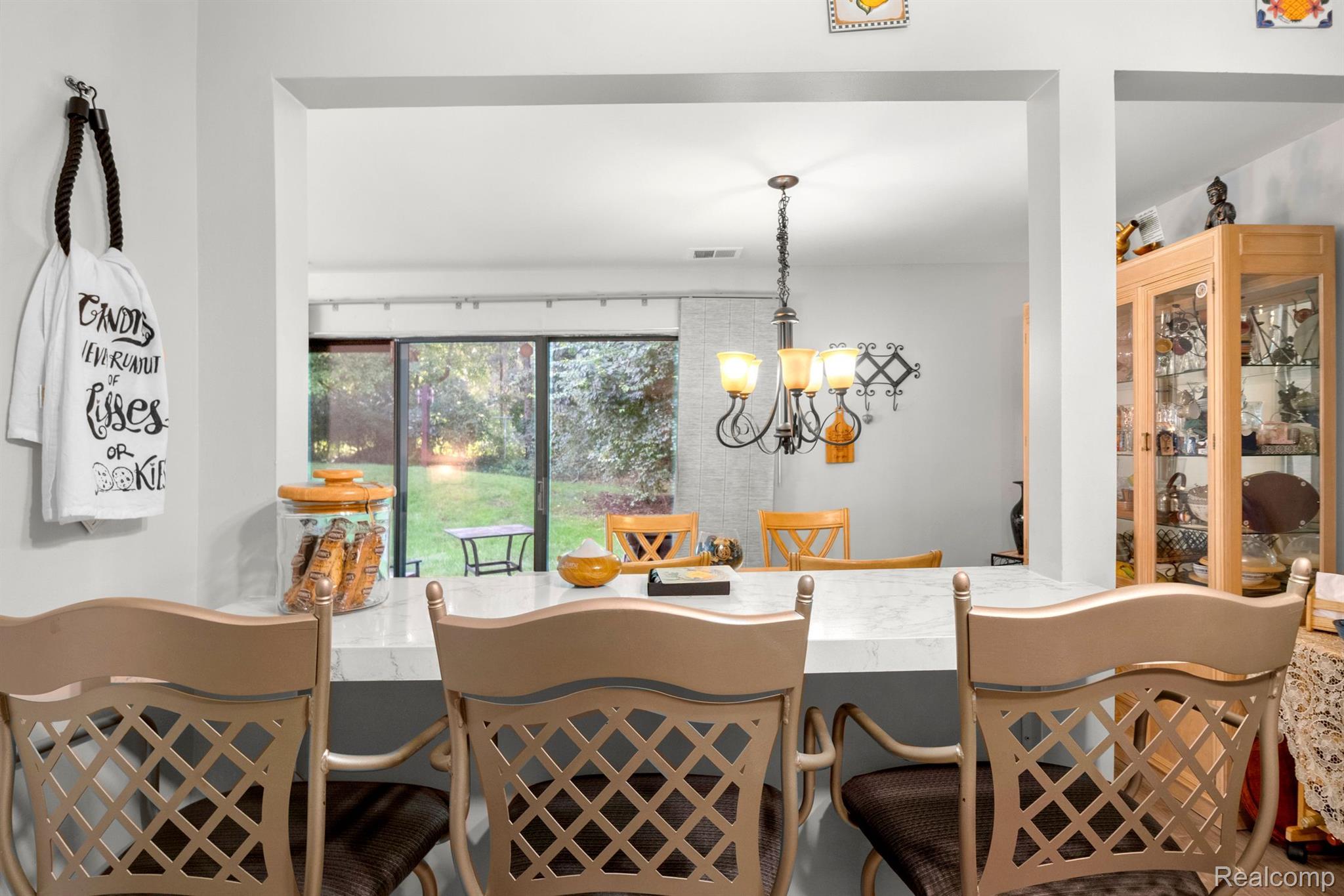 24147 Evergreen Road Southfield, MI 48075 - Photo 19 of 36 Gallery Image 19