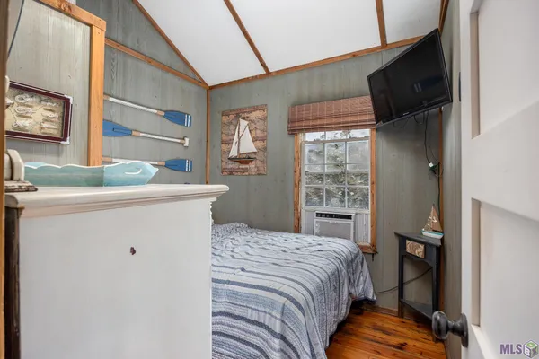 $150,000 | 21018 Diversion Canal Road, Maurepas, LA 70449