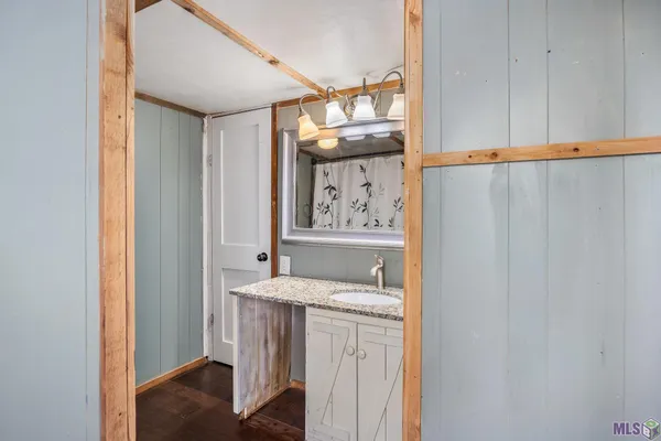 $150,000 | 21018 Diversion Canal Road, Maurepas, LA 70449