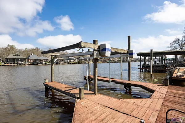 $150,000 | 21018 Diversion Canal Road, Maurepas, LA 70449