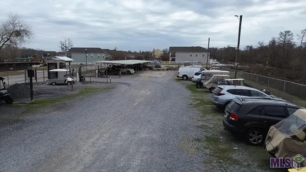 $150,000 | 21018 Diversion Canal Road, Maurepas, LA 70449