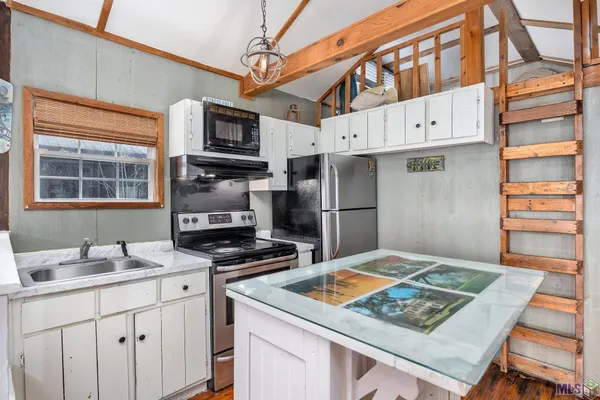 $150,000 | 21018 Diversion Canal Road, Maurepas, LA 70449