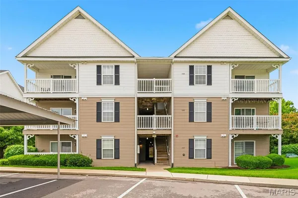 $189,000 | 1202 Spring Creek Lane, O'Fallon, MO 63368