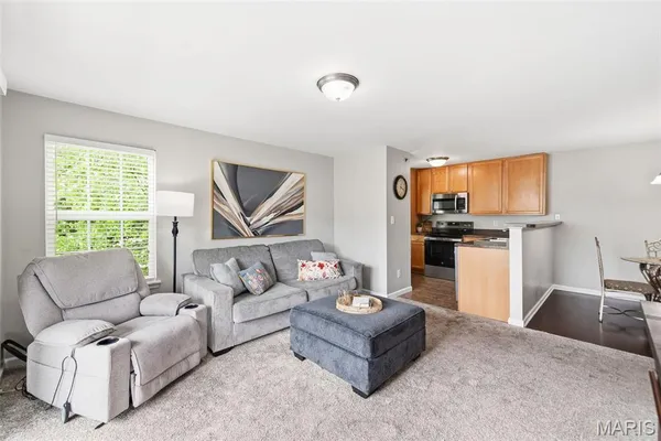 $189,000 | 1202 Spring Creek Lane, O'Fallon, MO 63368