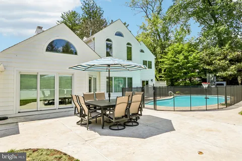 $1,499,900 | 38 Dunminning Road, Newtown Square, PA 19073