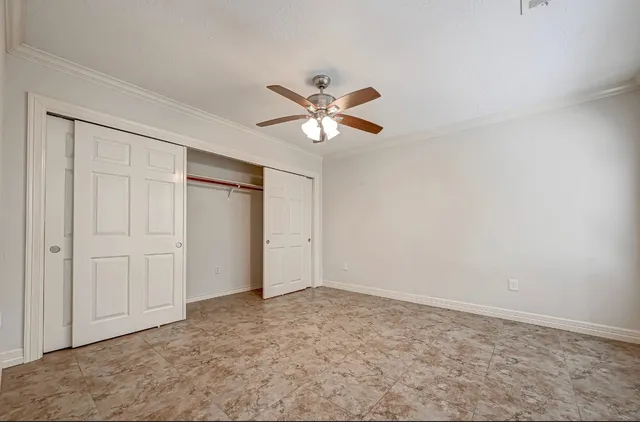 $2,275 | 1746 Cloister Drive, Unit 21, Crosby, TX 77532