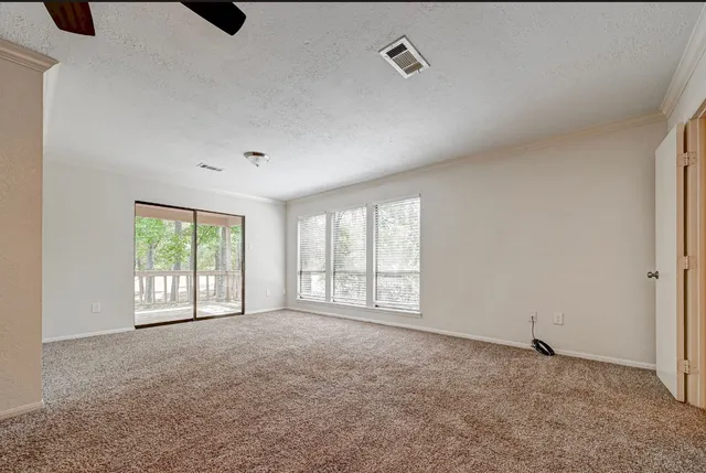 $2,275 | 1746 Cloister Drive, Unit 21, Crosby, TX 77532