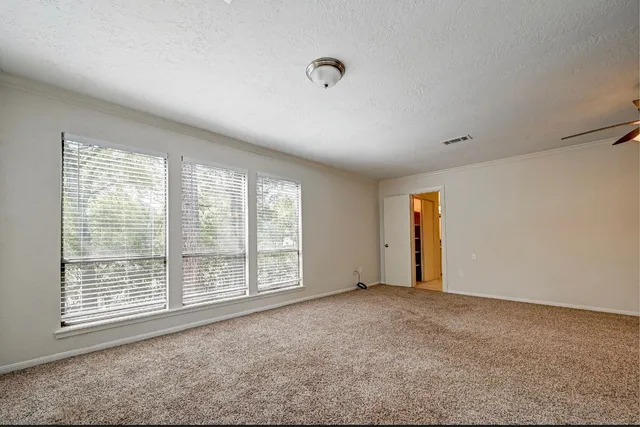 $2,275 | 1746 Cloister Drive, Unit 21, Crosby, TX 77532