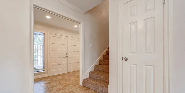 $2,275 | 1746 Cloister Drive, Unit 21, Crosby, TX 77532