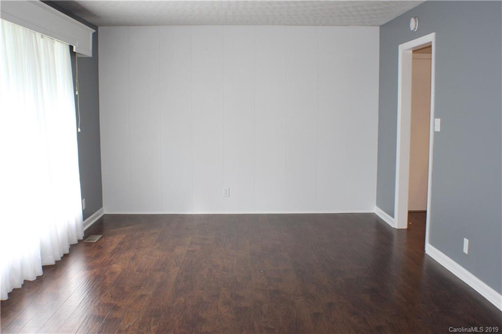 113 Evandale Road Kannapolis, NC 28081 - Photo 3 of 30 Gallery Image 3