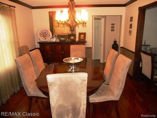 26053 Pleasant Valley Road Farmington, MI 48331 - Photo 4 of 16 Dining Room.JPG
