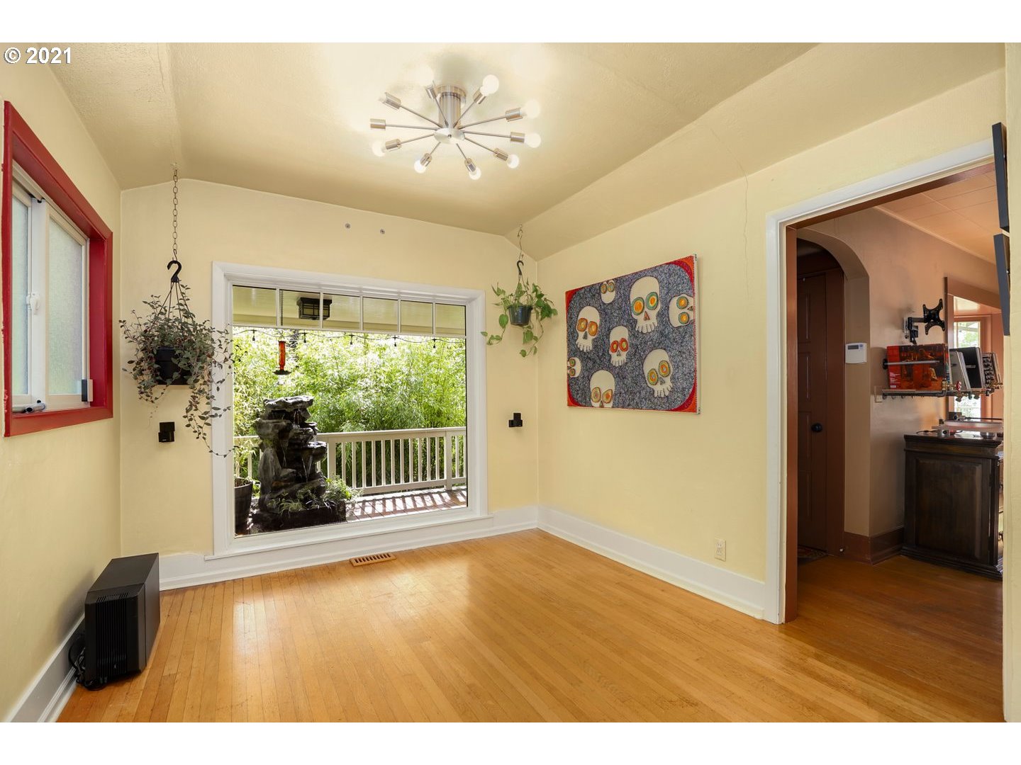 815 Southwest Taylors Ferry Road Portland, OR 97219 - Photo 15 of 29 Gallery Image 15