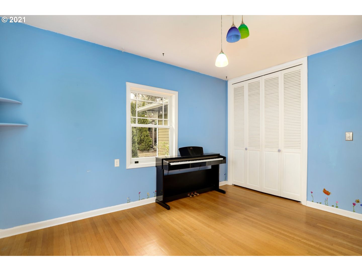 815 Southwest Taylors Ferry Road Portland, OR 97219 - Photo 24 of 29 Gallery Image 24