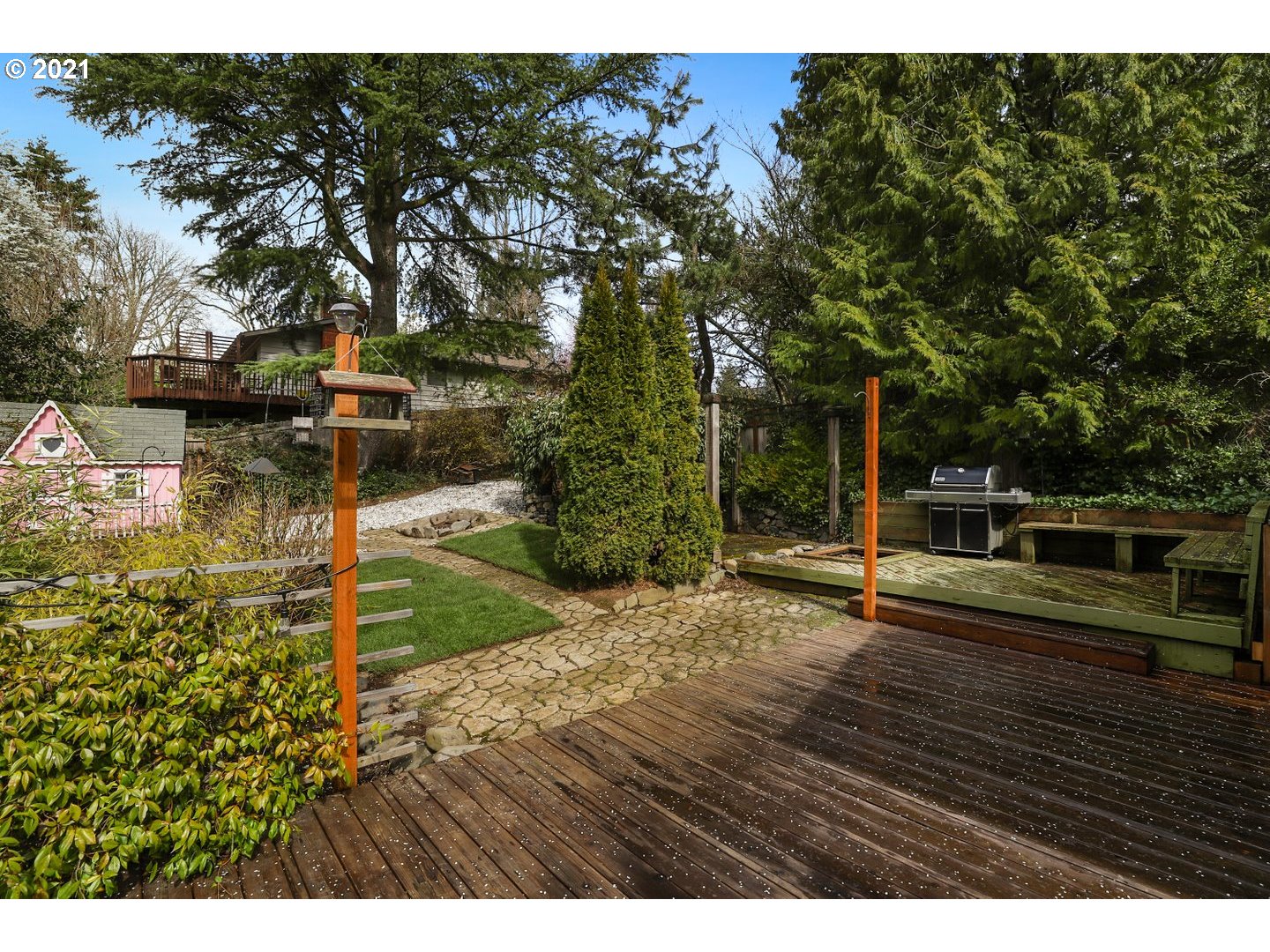 815 Southwest Taylors Ferry Road Portland, OR 97219 - Photo 25 of 29 Gallery Image 25