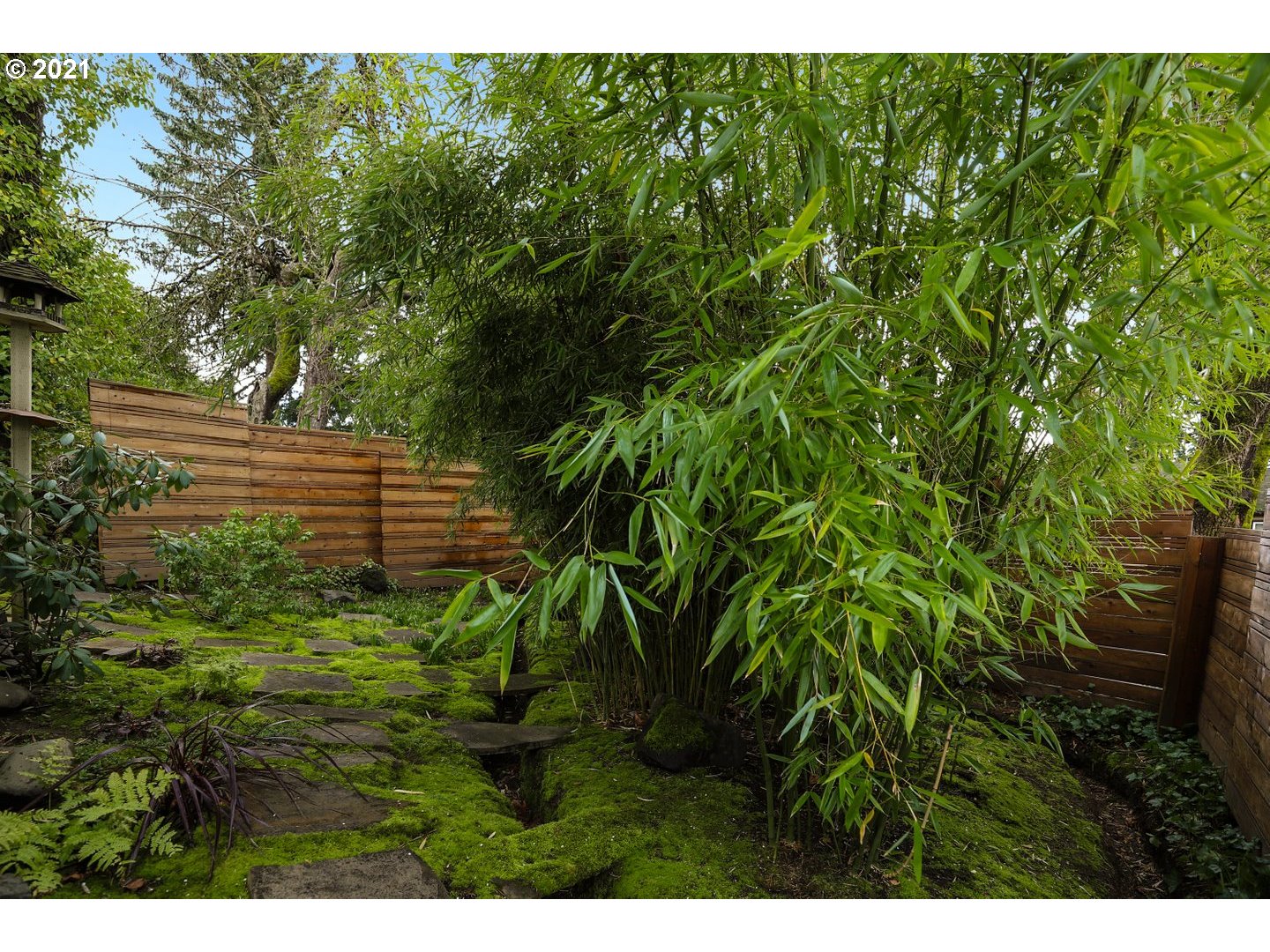 815 Southwest Taylors Ferry Road Portland, OR 97219 - Photo 5 of 29 Gallery Image 5