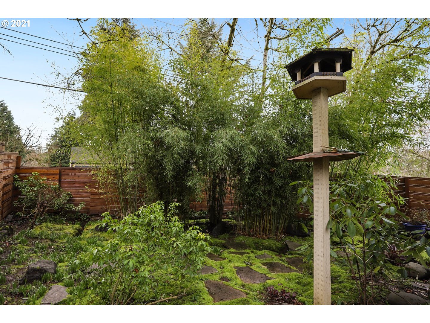 815 Southwest Taylors Ferry Road Portland, OR 97219 - Photo 6 of 29 Gallery Image 6