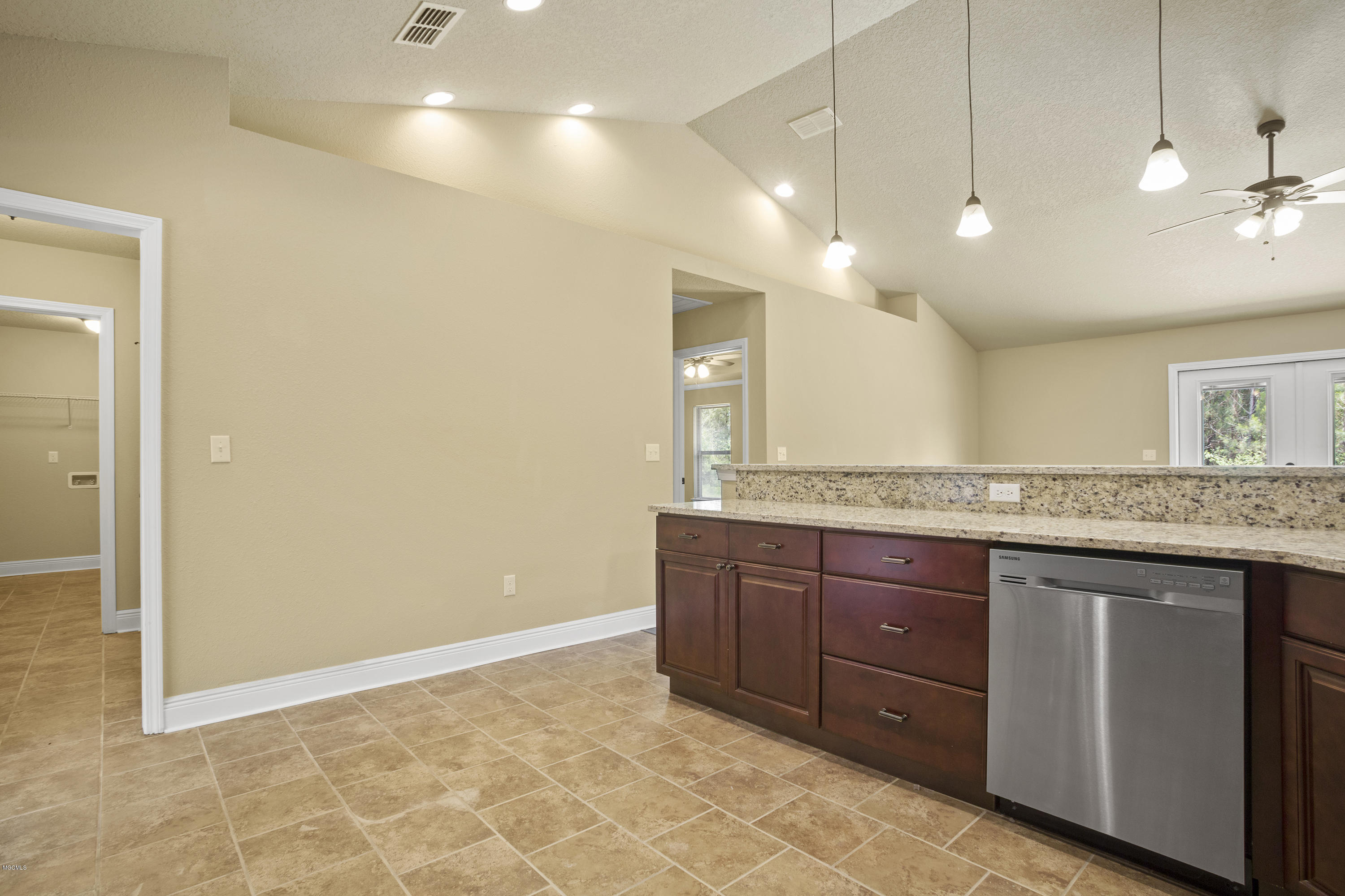 20190 Turan Road Saucier, MS 39574 - Photo 13 of 29 013
