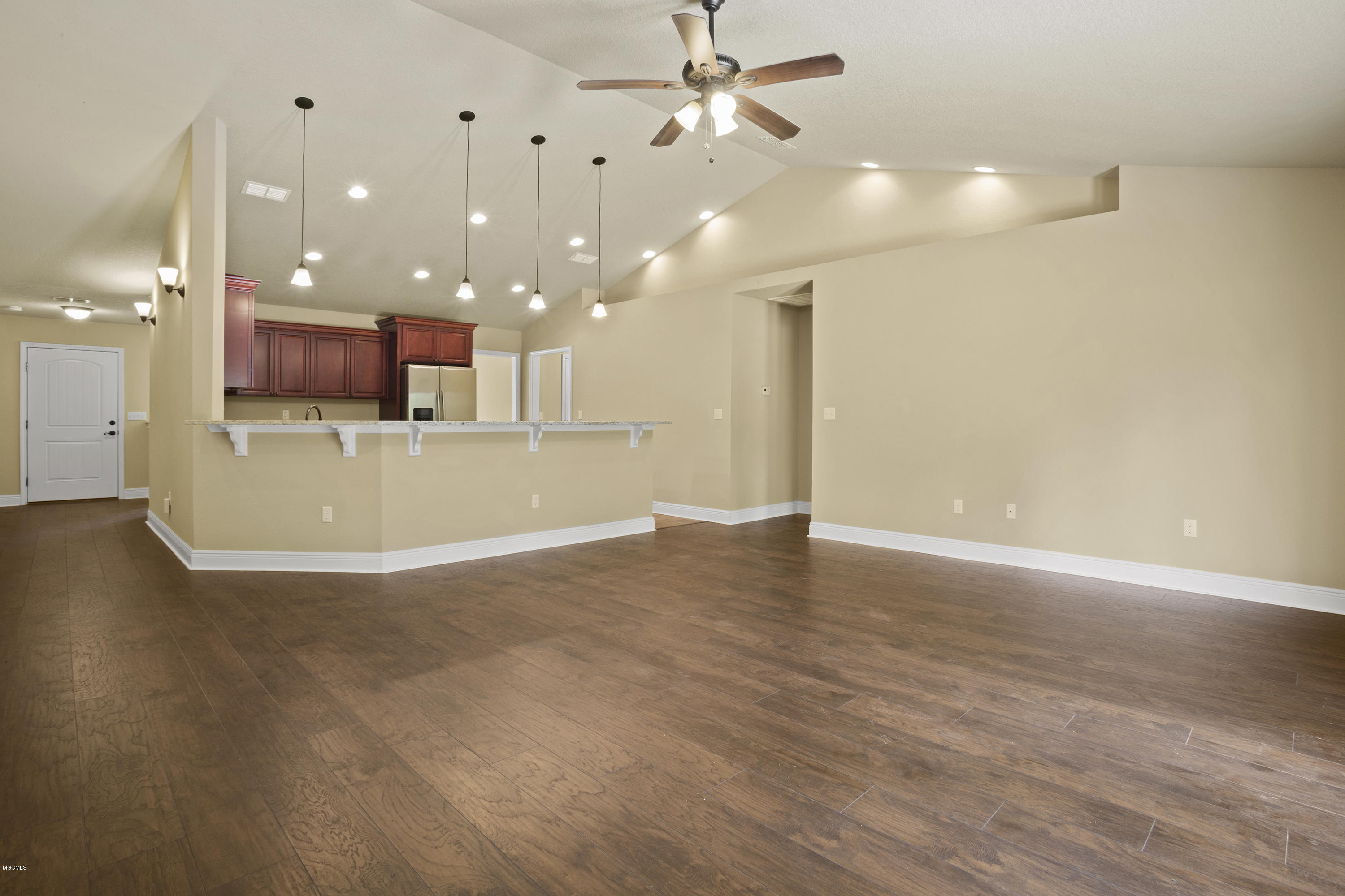 20190 Turan Road Saucier, MS 39574 - Photo 6 of 29 006
