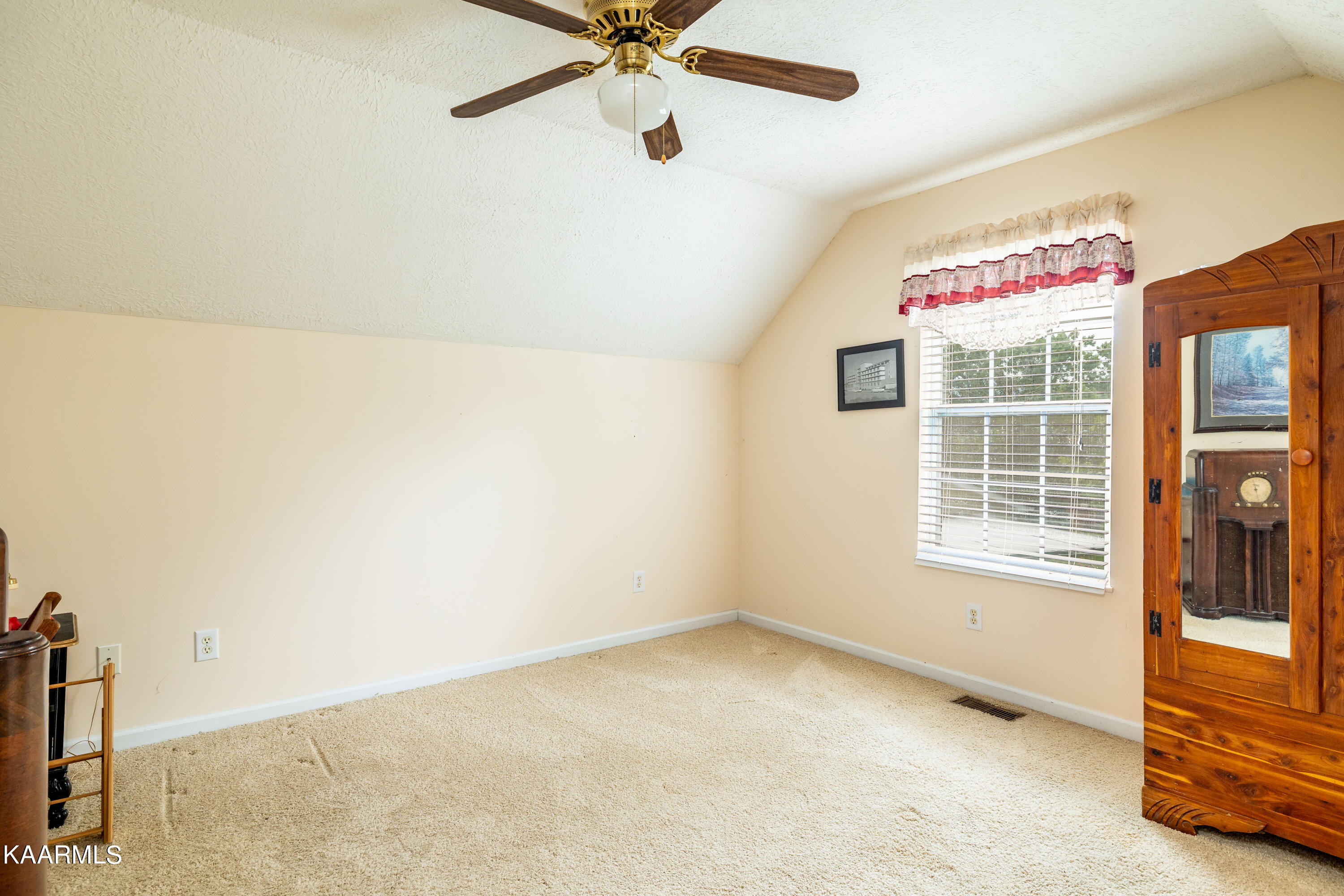 7425 Palmleaf Road Knoxville, TN 37918 - Photo 19 of 41 7425Palmleafrd-14