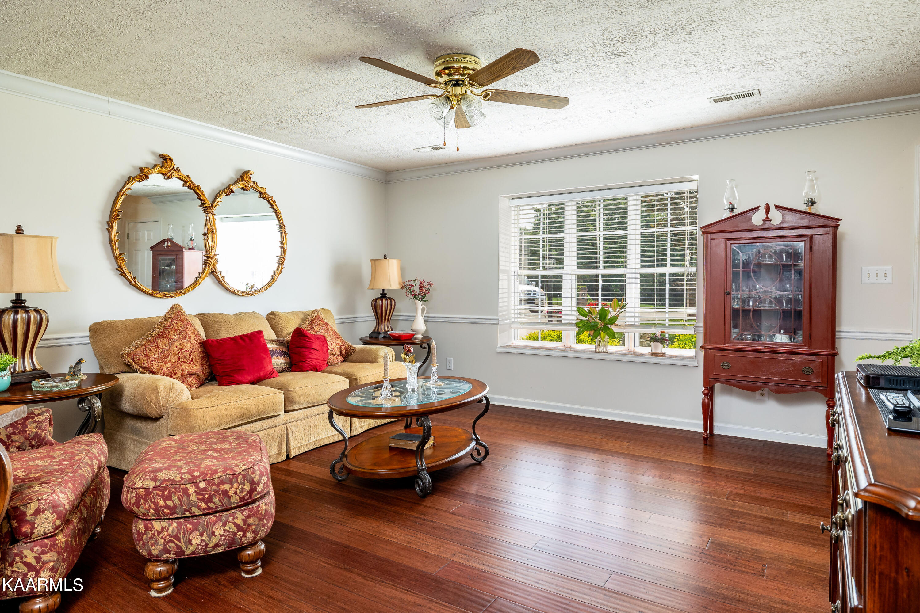 7425 Palmleaf Road Knoxville, TN 37918 - Photo 8 of 41 7425Palmleafrd-3